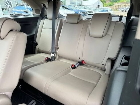 Used 2023 Honda Odyssey Elite image 11