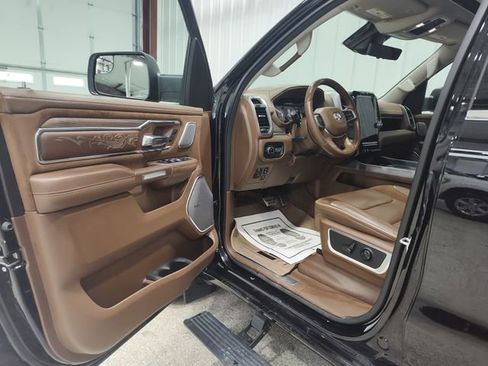 Used 2022 RAM 1500 Limited image 11