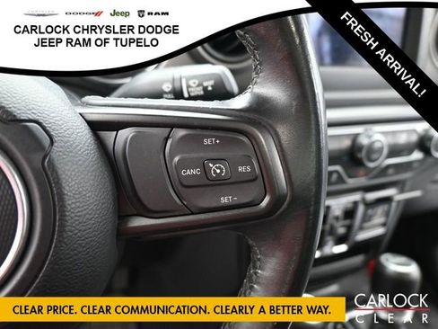 Used 2022 Jeep Gladiator Sport image 19