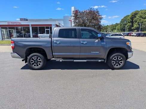 Used 2014 Toyota Tundra Limited w/ Limited Premium Package AWD/4WD image 6