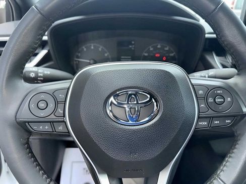 Used 2024 Toyota Corolla SE image 6