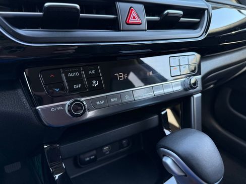 Certified 2025 Kia Seltos S AWD/4WD image 27