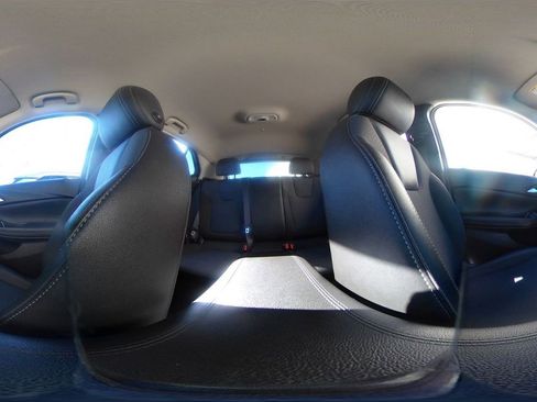 Used 2025 Buick Encore GX Preferred image 42