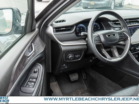 Certified 2021 Jeep Grand Cherokee L Limited image 16