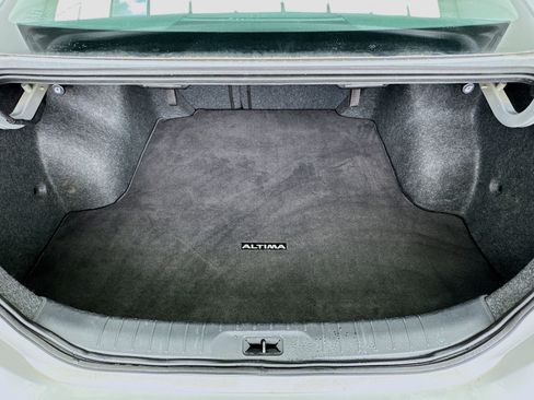 Used 2022 Nissan Altima 2.5 SR image 17