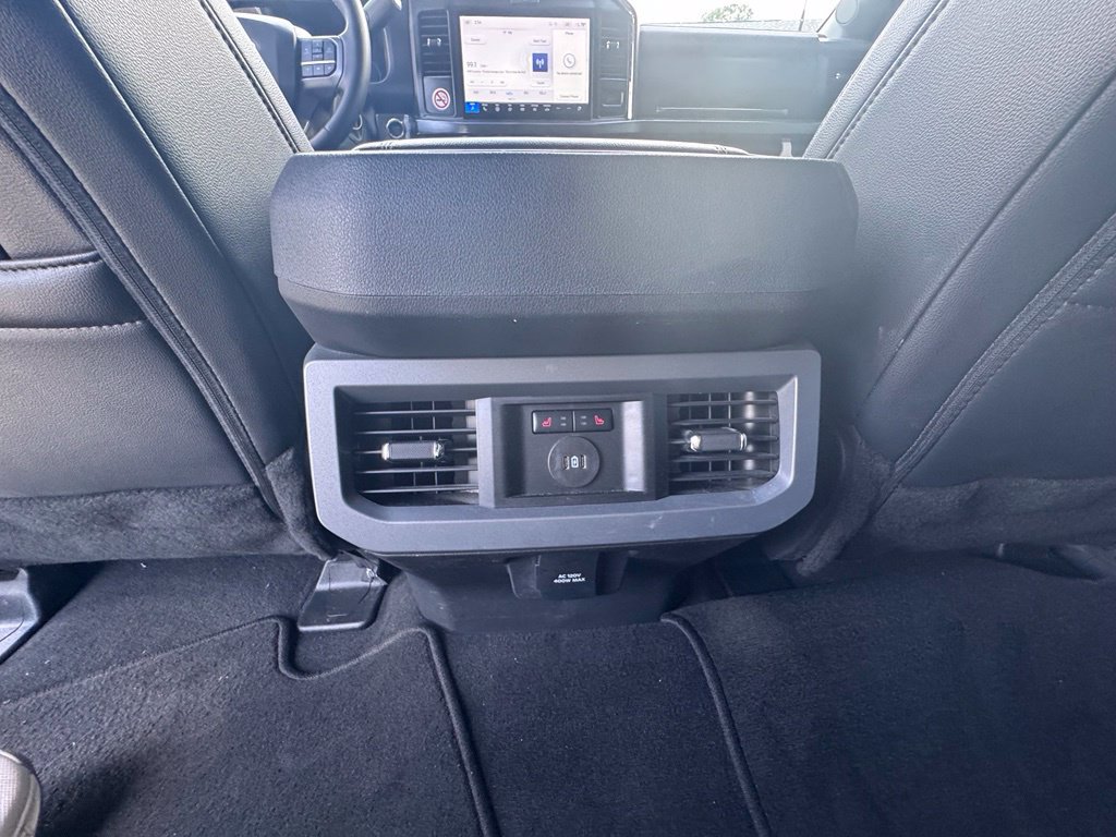 Used 2025 Ford F250 Lariat AWD/4WD image 22