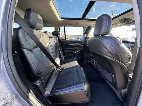 Used 2022 Jeep Grand Cherokee Limited 4xe w/ Luxury Tech Group II image 33