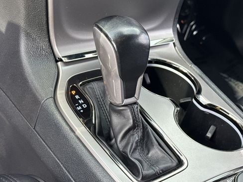 Used 2020 Jeep Grand Cherokee High Altitude AWD/4WD image 23