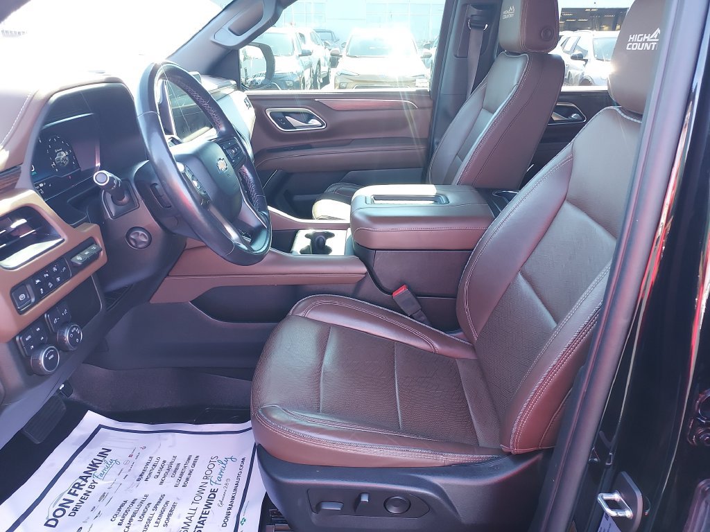 Used 2022 Chevrolet Tahoe High Country AWD/4WD image 13