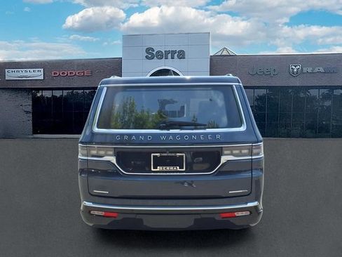 Used 2023 Jeep Grand Wagoneer L Series III AWD/4WD image 6