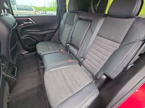 Used 2023 Mitsubishi Outlander SE AWD/4WD image 22
