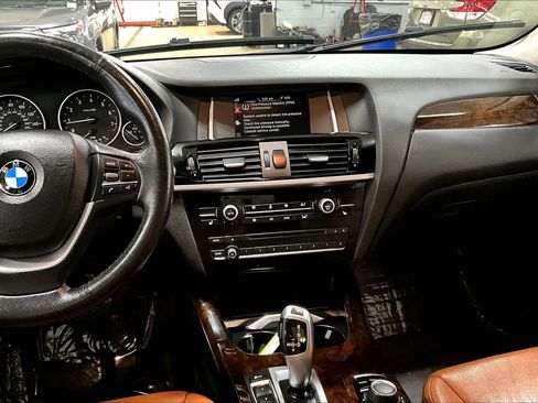 Used 2017 BMW X3 xDrive28i image 6