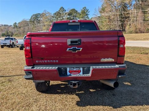 Used 2019 Chevrolet Silverado 2500 High Country w/ Duramax Plus Package image 6