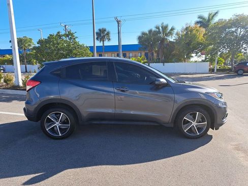 Used 2021 Honda HR-V EX image 4