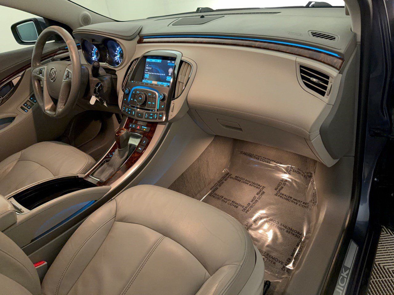 Used 2013 Buick LaCrosse Leather FWD image 31