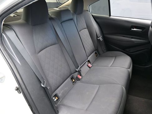 Used 2020 Toyota Corolla LE image 41