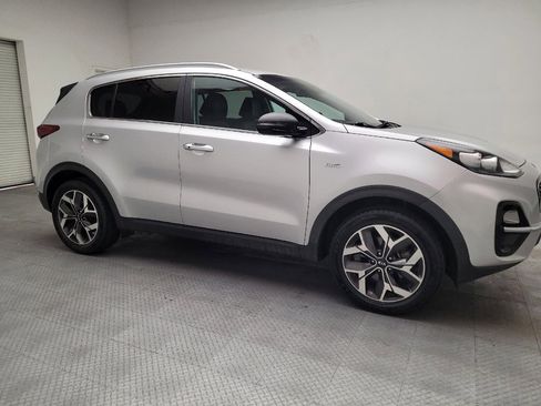 Used 2021 Kia Sportage EX AWD/4WD image 11