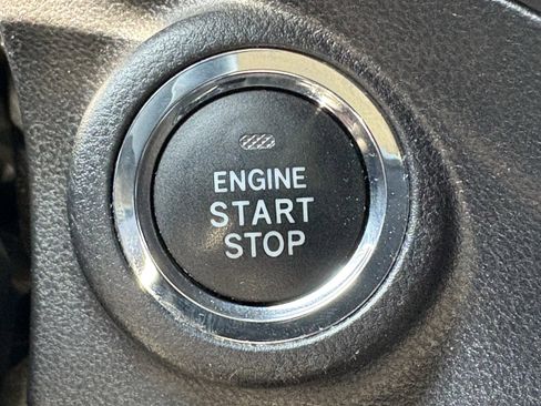 Used 2023 Subaru Ascent Limited w/ Technology Package image 20