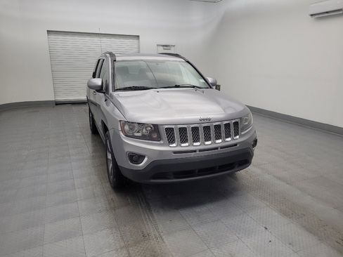Used 2017 Jeep Compass High Altitude image 14