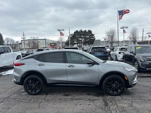 Certified 2024 Buick Envista Sport Touring w/ Convenience I Package image 4