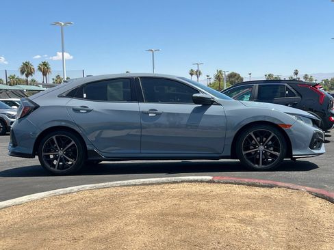 Used 2020 Honda Civic Sport image 2