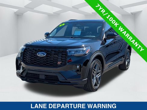 Certified 2025 Ford Explorer ST w/ Sun And Sound Package image 7