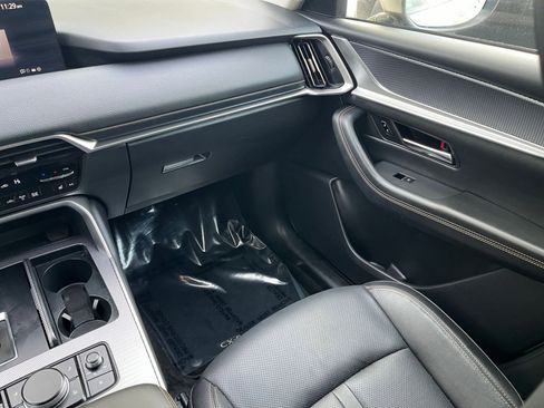 Used 2025 MAZDA CX-90 3.3 Turbo w/ Preferred Package image 34