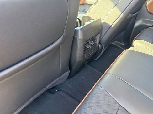 Used 2025 GMC Canyon AT4 w/ Nightfall Edition image 18