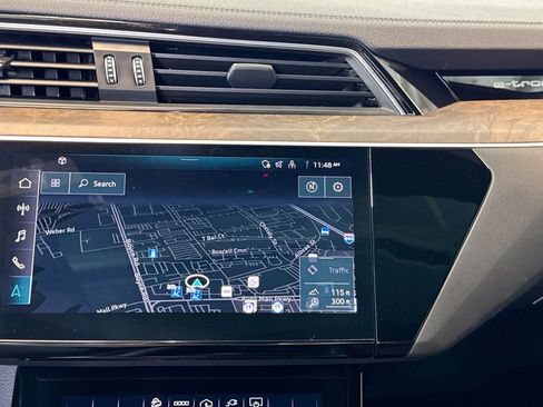 Used 2021 Audi e-tron Premium w/ Convenience Plus Package image 13