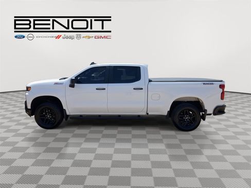Used 2022 Chevrolet Silverado 1500 Custom Trail Boss w/ LPO, Dark Essentials Package AWD/4WD image 8