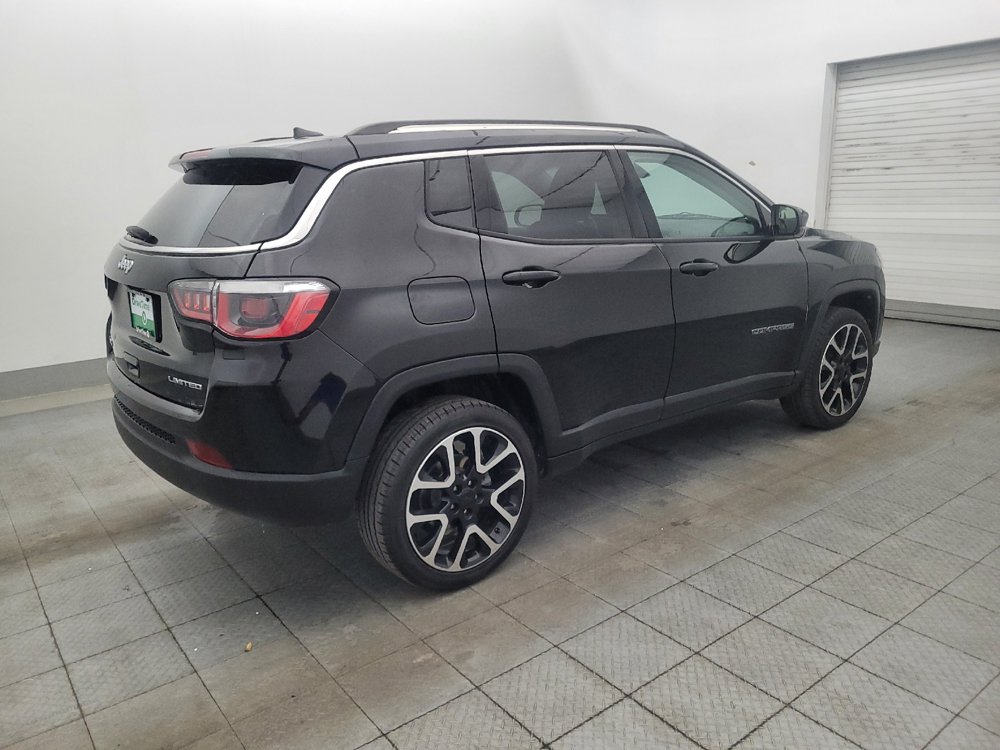 Used 2017 Jeep Compass Limited w/ Navigation Group AWD/4WD image 10