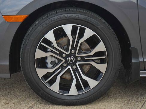Used 2026 Honda Odyssey Elite image 7