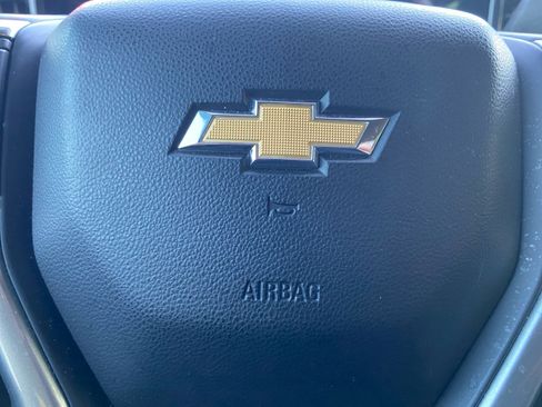 Used 2023 Chevrolet Silverado 1500 LT image 12