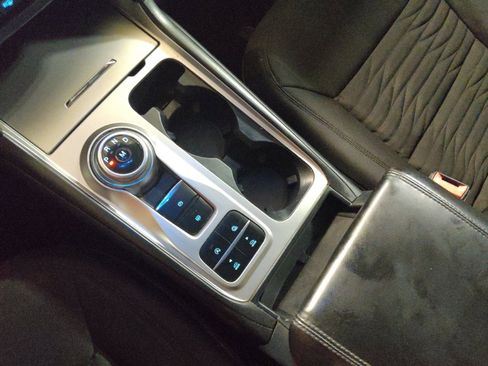 Used 2020 Ford Explorer XLT RWD image 26