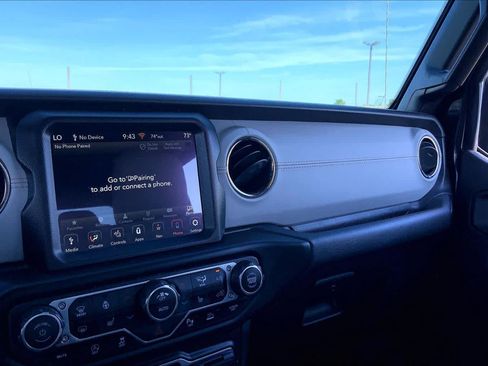 Used 2022 Jeep Gladiator Overland AWD/4WD image 68