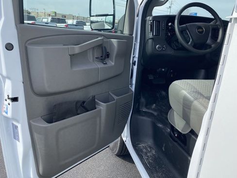 New 2025 Chevrolet Express 3500 w/ Power Convenience Package RWD image 25
