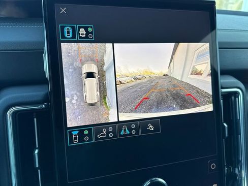 Used 2025 GMC Yukon Denali image 35