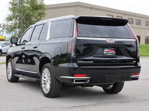Used 2023 Cadillac Escalade ESV Premium Luxury AWD/4WD image 11