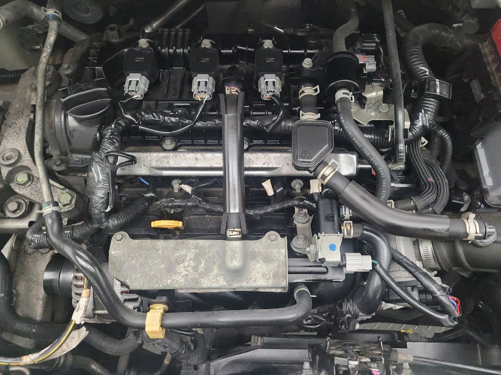 Used 2021 Nissan Versa SV FWD image 30