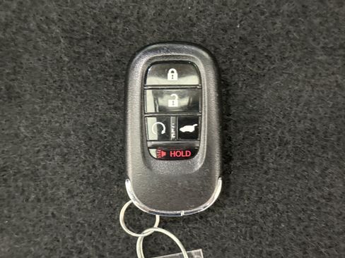 Used 2025 Honda Pilot TrailSport image 25