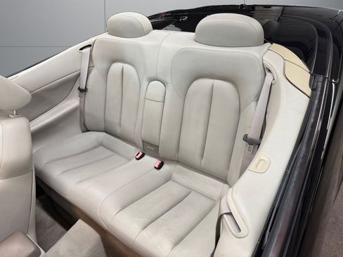 Used 2002 Mercedes-Benz CLK 430 Cabriolet image 16