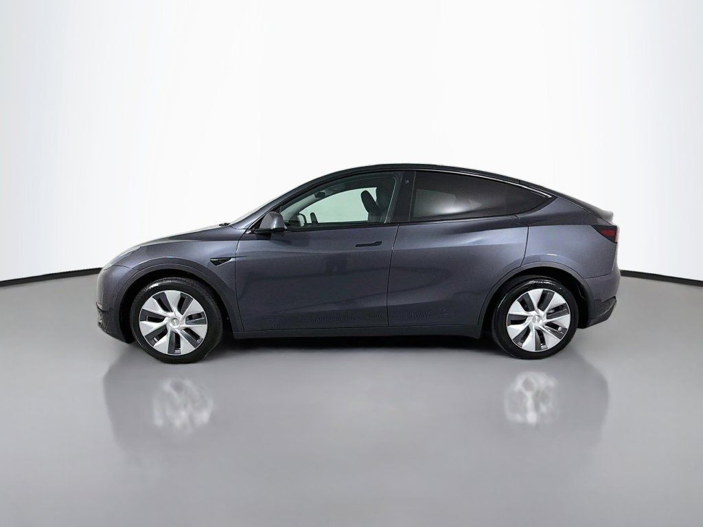 Used 2022 Tesla Model Y Long Range AWD/4WD image 8