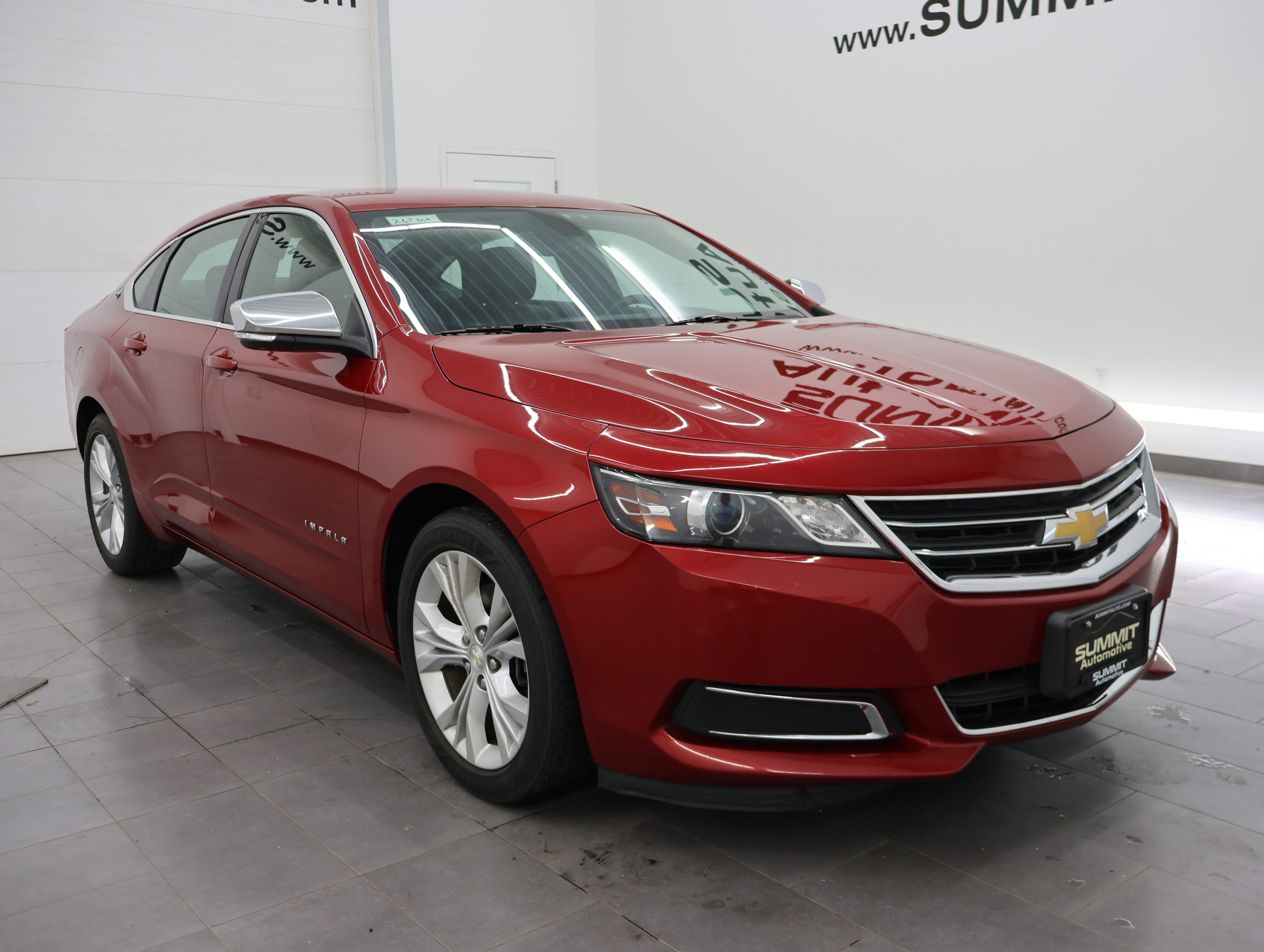Used 2015 Chevrolet Impala LT w/ Convenience Package FWD image 2