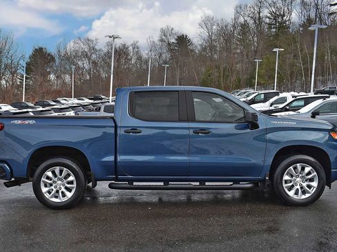 Used 2024 Chevrolet Silverado 1500 Custom image 6