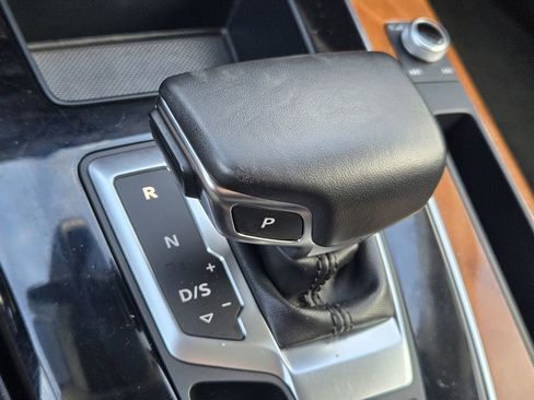 Used 2023 Audi Q5 2.0T Premium Plus image 31