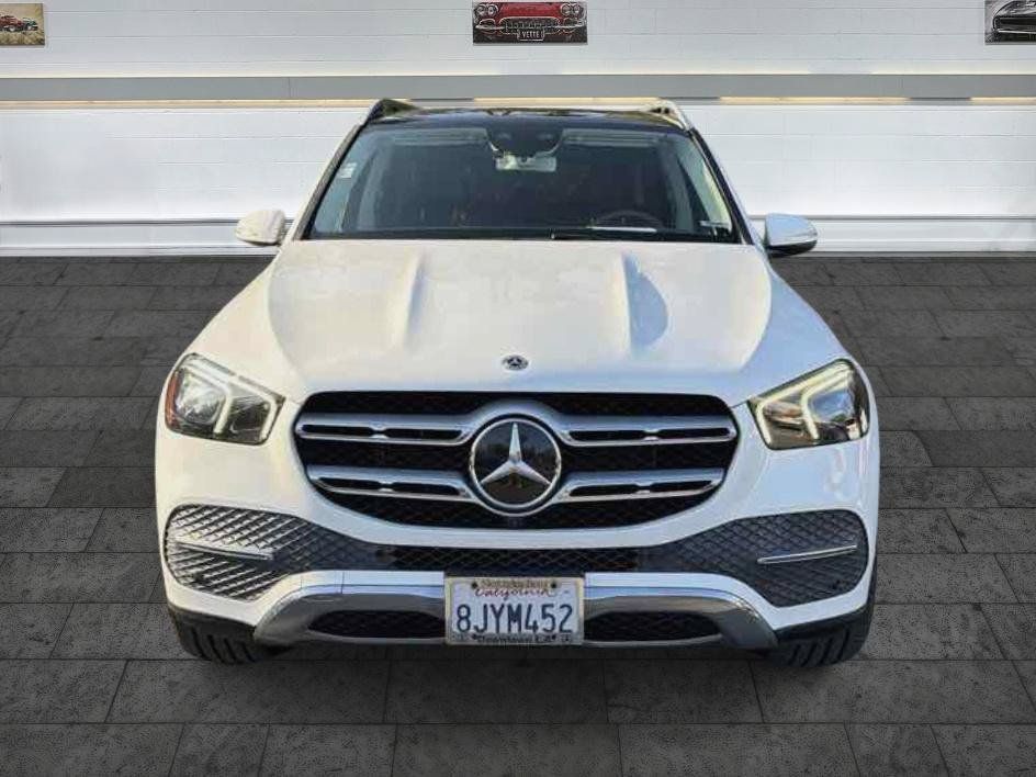 Used 2020 Mercedes-Benz GLE 350 4MATIC image 2
