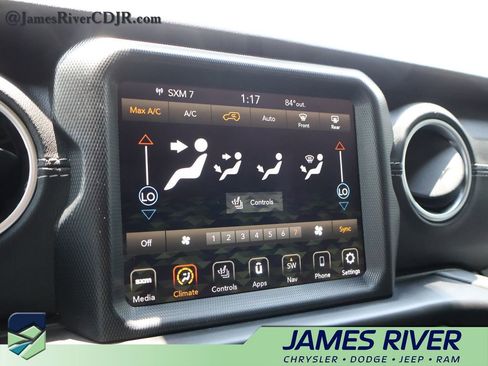 Used 2021 Jeep Wrangler Unlimited Sahara AWD/4WD image 32