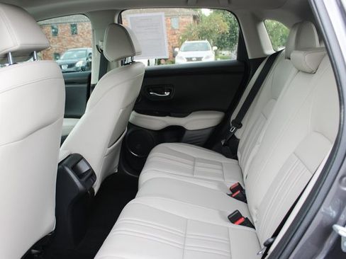 Used 2023 Honda HR-V EX-L image 36