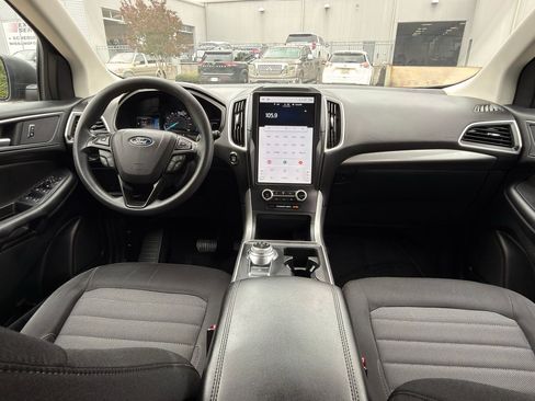 Used 2022 Ford Edge SE AWD/4WD image 12