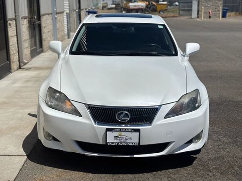Used 2007 Lexus IS 350 RWD image 8